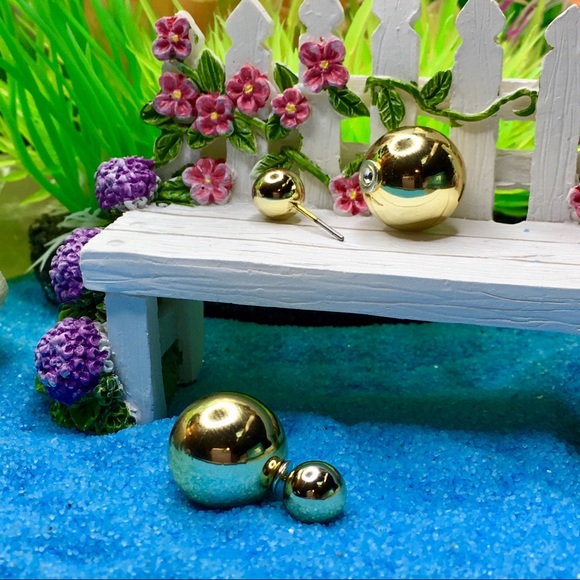 Gold Candy Double Stud Earrings - Picture 7 of 8